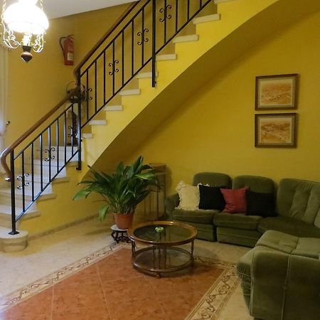 Hostal Restaurante Reina El Tejar Dış mekan fotoğraf