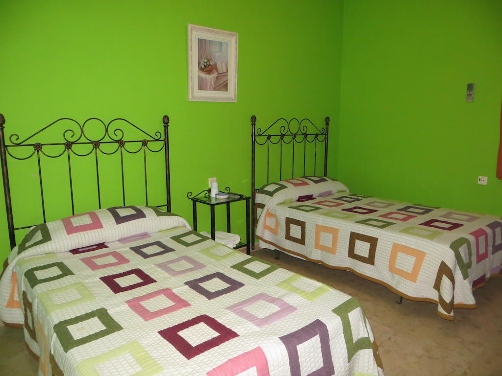 Hostal Restaurante Reina El Tejar Dış mekan fotoğraf
