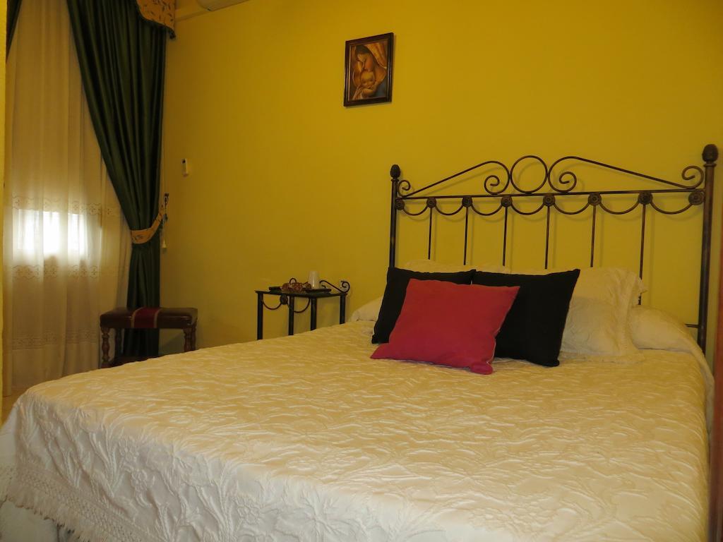 Hostal Restaurante Reina El Tejar Dış mekan fotoğraf